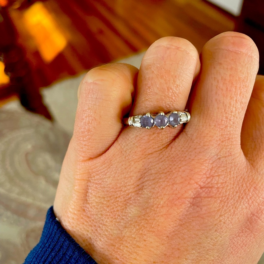 18k platinum diamond and tanzanite ring. Size 7